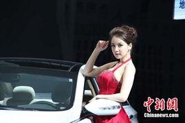 南通网红车模视频,网络热传视频展现魅力瞬间