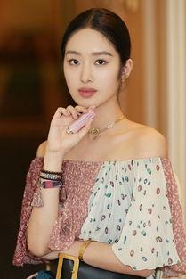 孙伊涵明星,璀璨星途，青春绽放的影视新星