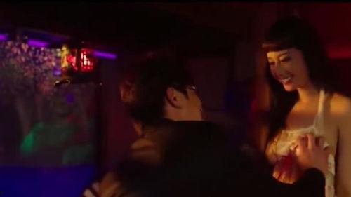 睡马路的明星,揭秘睡马路的明星传奇